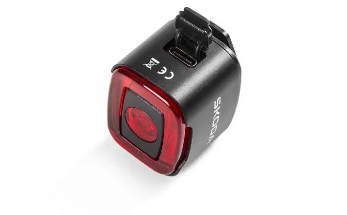Lampa LED spate pentru bicicleta, reincarcabila USB, cu senzor de franare - Skoda Shop